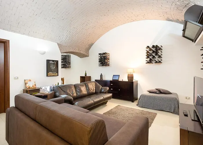 La Cantinetta Di Milano - The Wine Cave In Milan, Huge 110Sqm Apartment, Milan Central Station